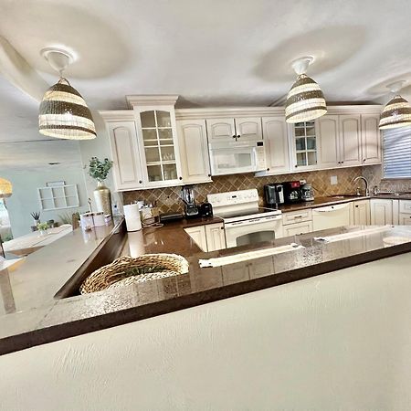 Beach Oasis 704 Lovely Daytona Ocean Front For 5 Sleeps Up To 12 Дейтона-Біч Екстер'єр фото