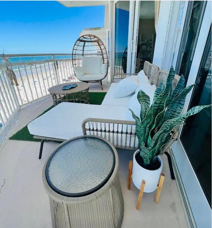 Beach Oasis 704 Lovely Daytona Ocean Front For 5 Sleeps Up To 12 Дейтона-Біч Екстер'єр фото