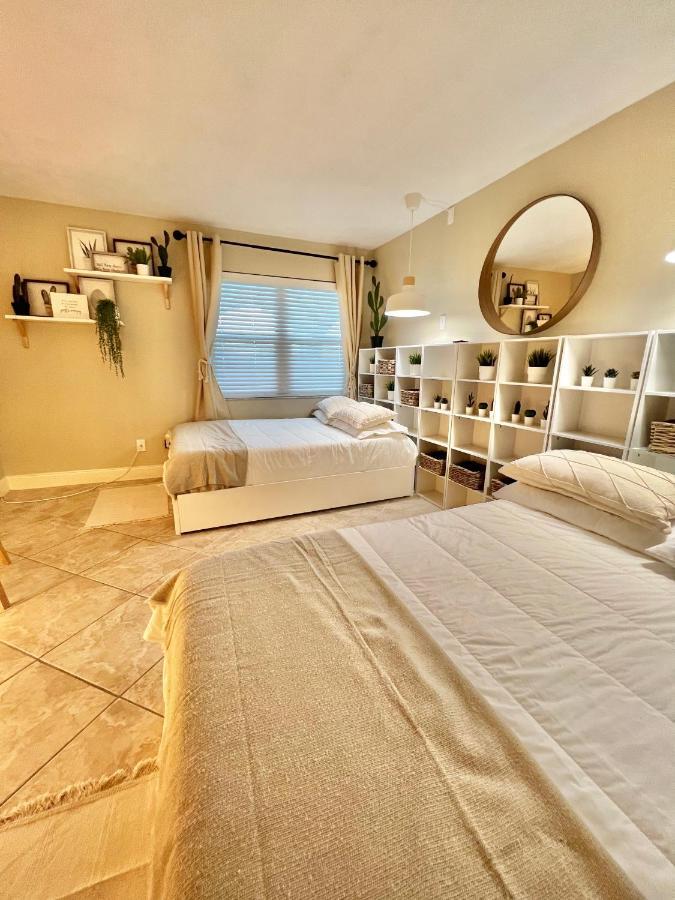 Beach Oasis 704 Lovely Daytona Ocean Front For 5 Sleeps Up To 12 Дейтона-Біч Екстер'єр фото