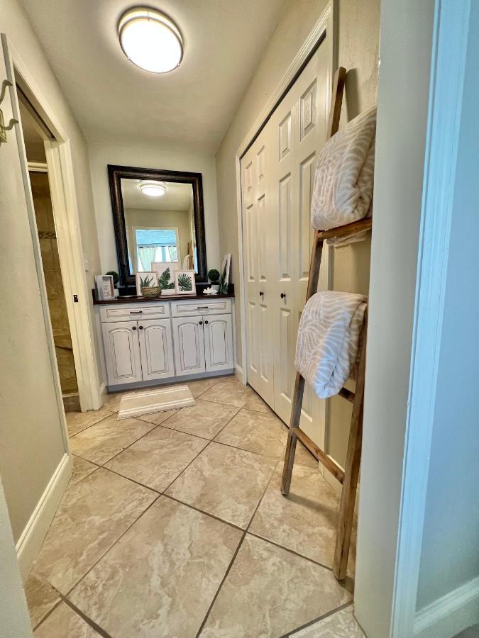 Beach Oasis 704 Lovely Daytona Ocean Front For 5 Sleeps Up To 12 Дейтона-Біч Екстер'єр фото